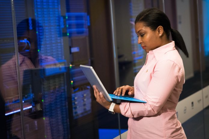 choose right web hosting